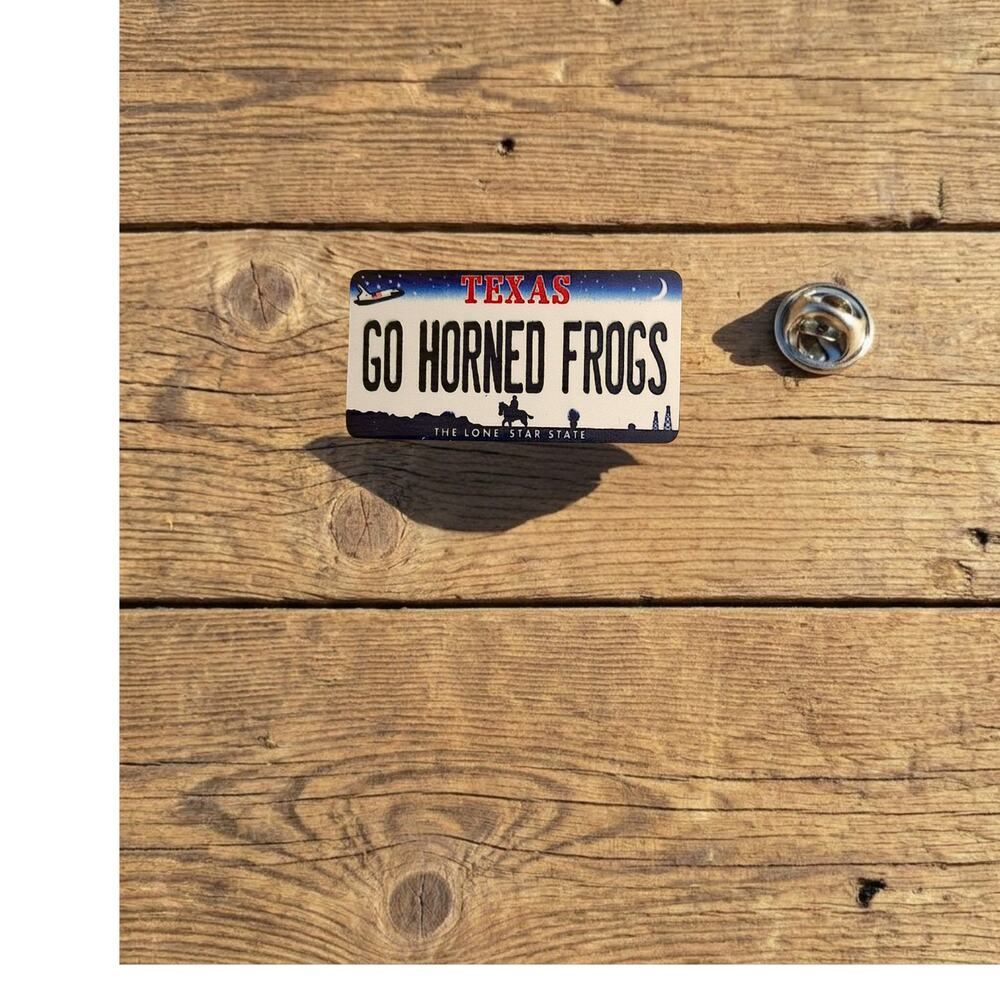 Vintage TCU Horned Frogs License Plate Hat Pin - Go Horned Frogs Retro Style